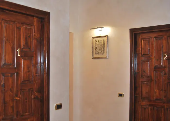 Royal Bed & Breakfast 4*